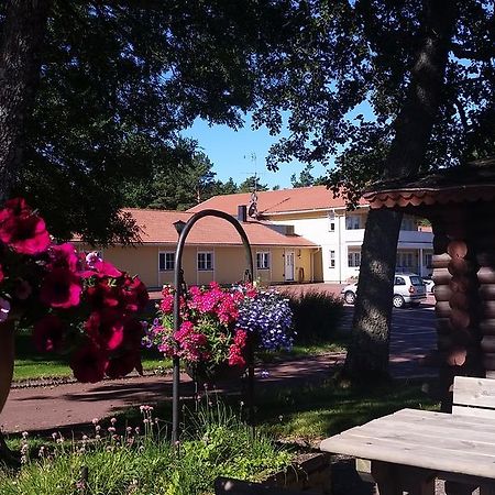 Basto Hotel & Stugby Palsbole Eksteriør billede