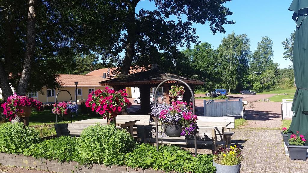 Basto Hotel & Stugby Palsbole Eksteriør billede