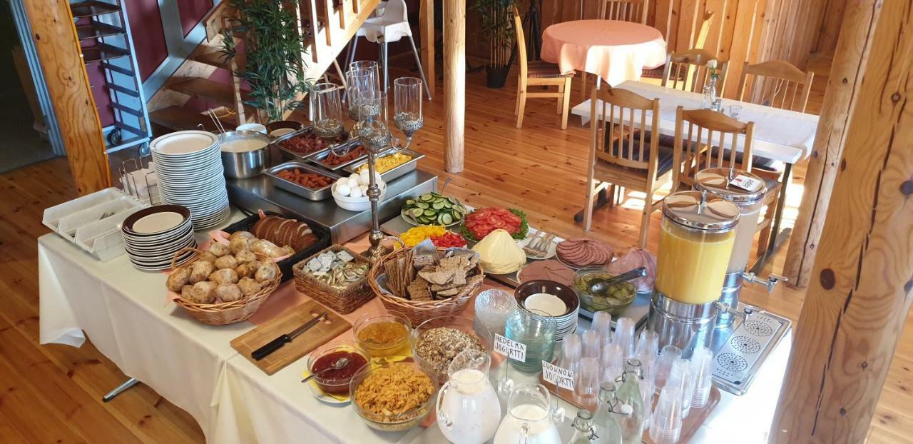 Basto Hotel & Stugby Palsbole Eksteriør billede